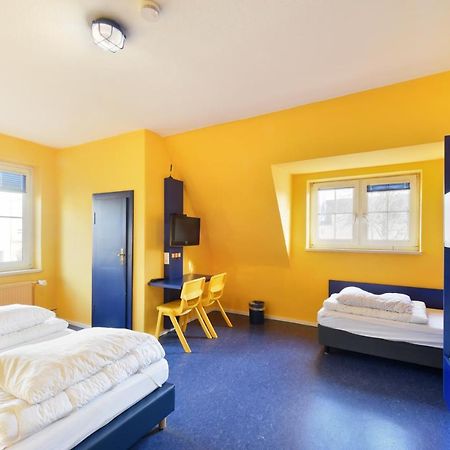 Bed'Nbudget Expo-Hostel Rooms Hannover Exterior photo