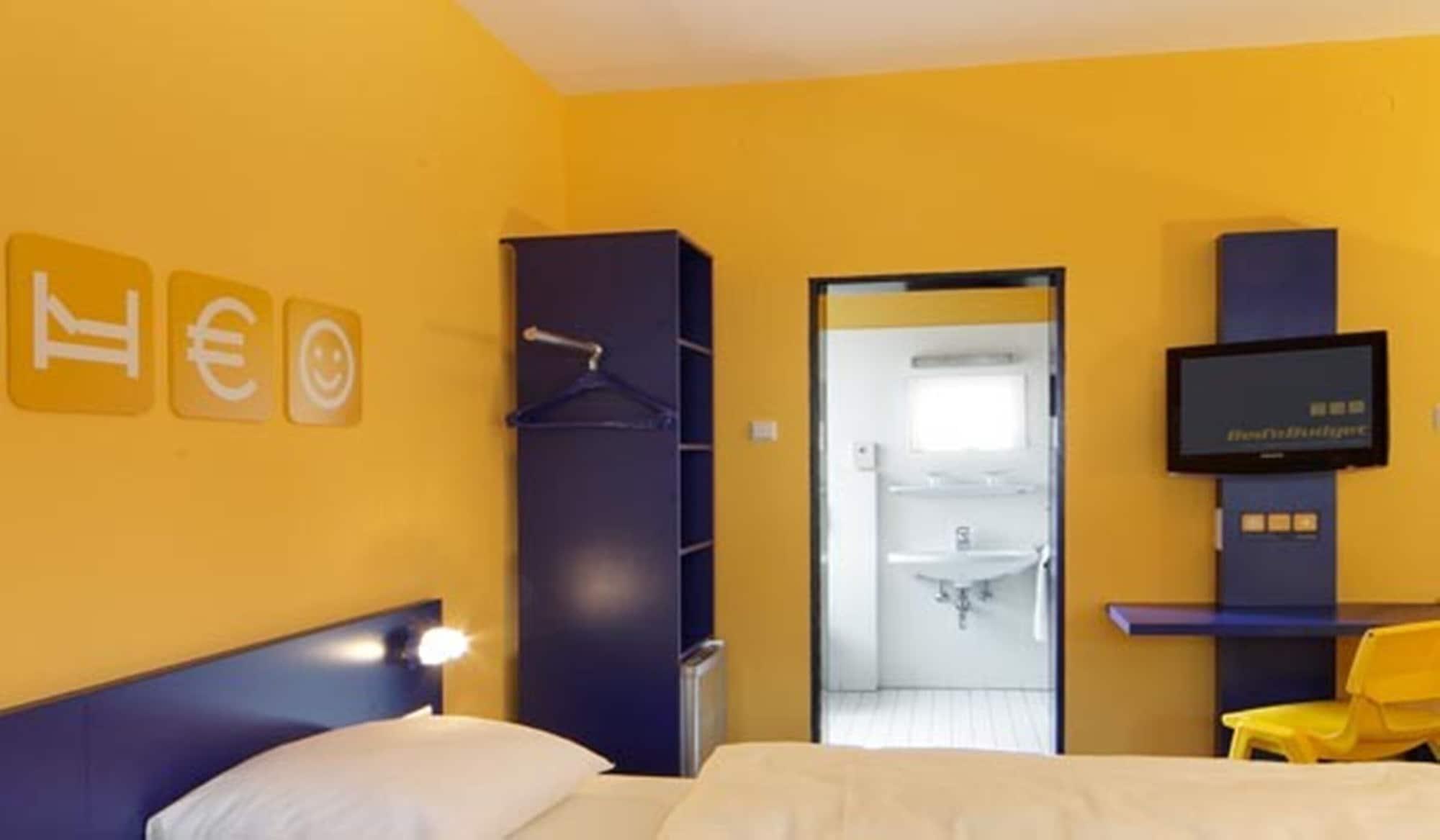 Bed'Nbudget Expo-Hostel Rooms Hannover Exterior photo