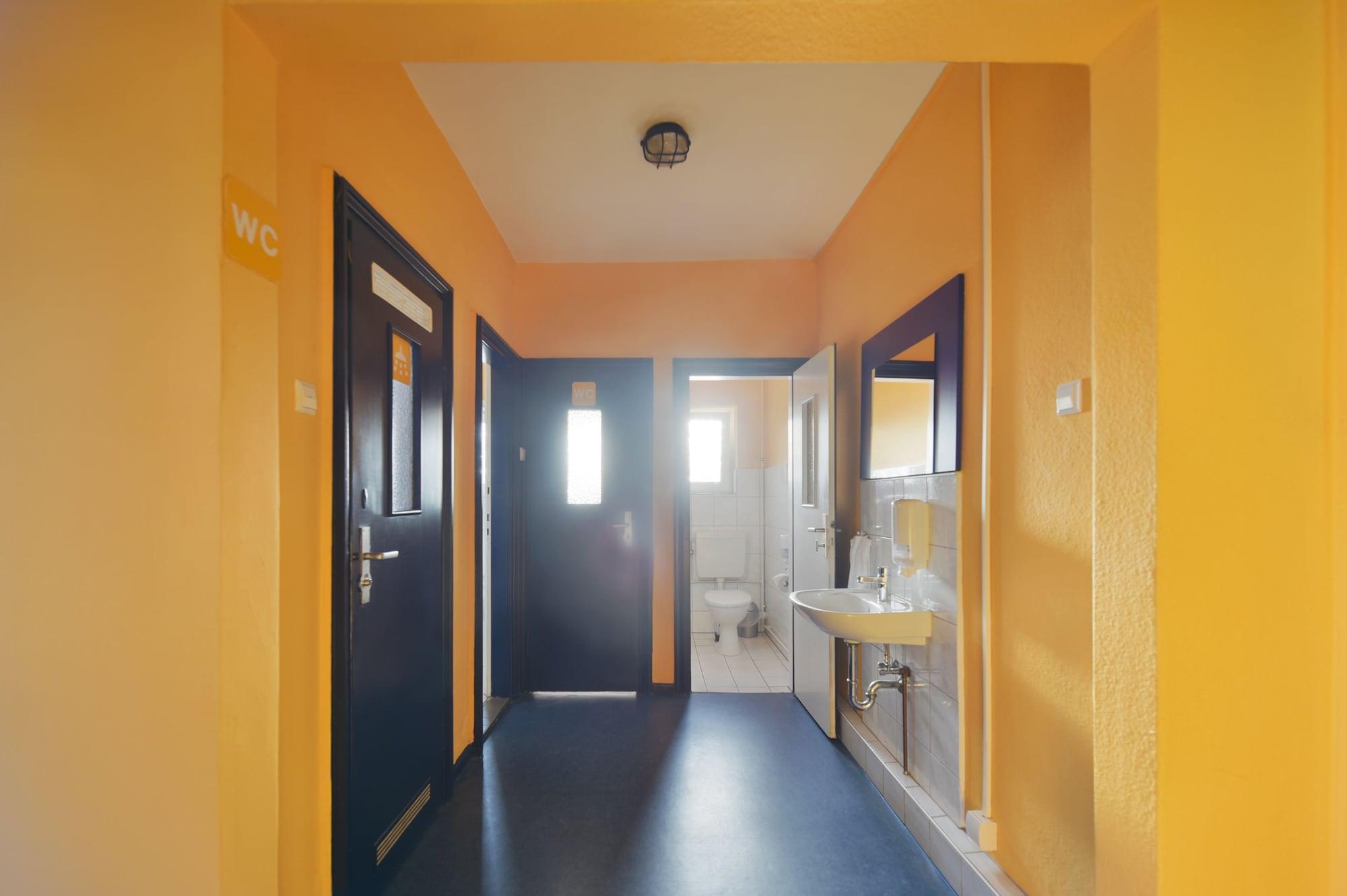 Bed'Nbudget Expo-Hostel Rooms Hannover Exterior photo