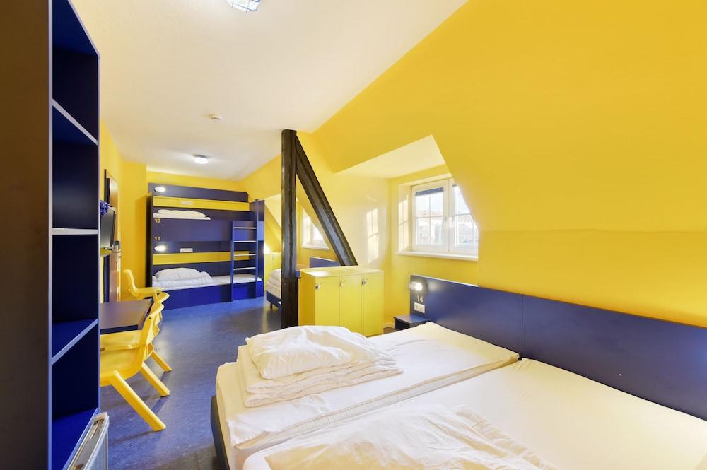Bed'Nbudget Expo-Hostel Rooms Hannover Exterior photo