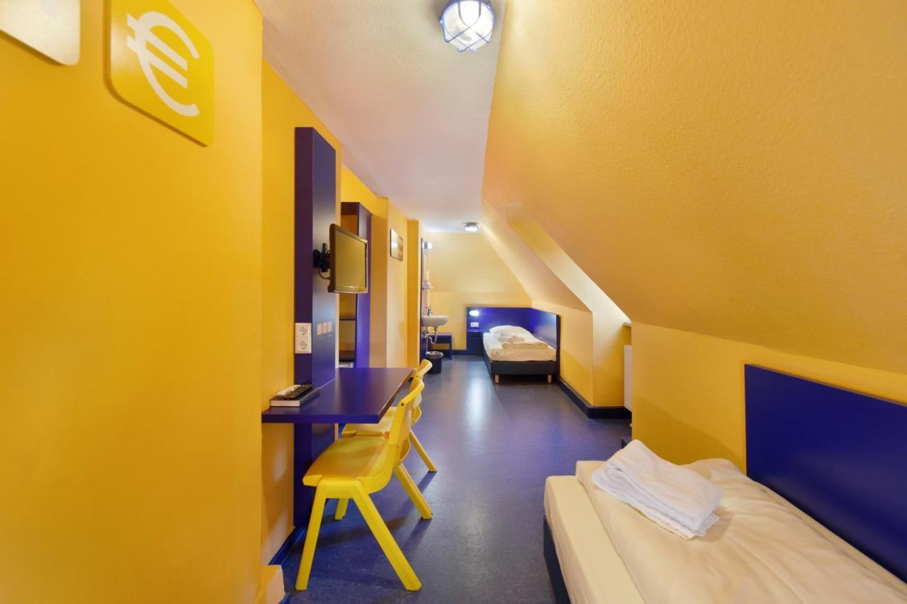 Bed'Nbudget Expo-Hostel Rooms Hannover Exterior photo