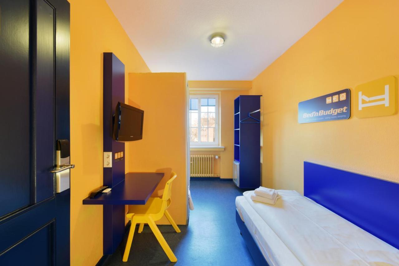 Bed'Nbudget Expo-Hostel Rooms Hannover Exterior photo